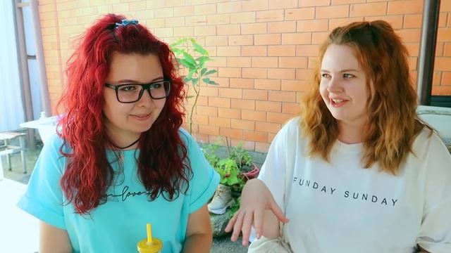 КАК МЫ 10 ЛЕТ ТЕРПИМ ДРУГ ДРУГА смотреть онлайн