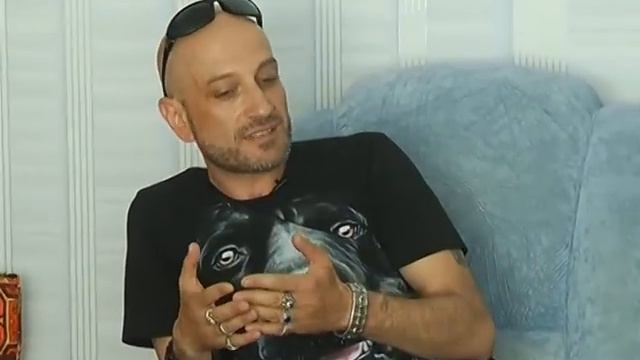 Как отучить собаку лаять на гостей и прохожих на улице (Эмма) смотреть онлайн