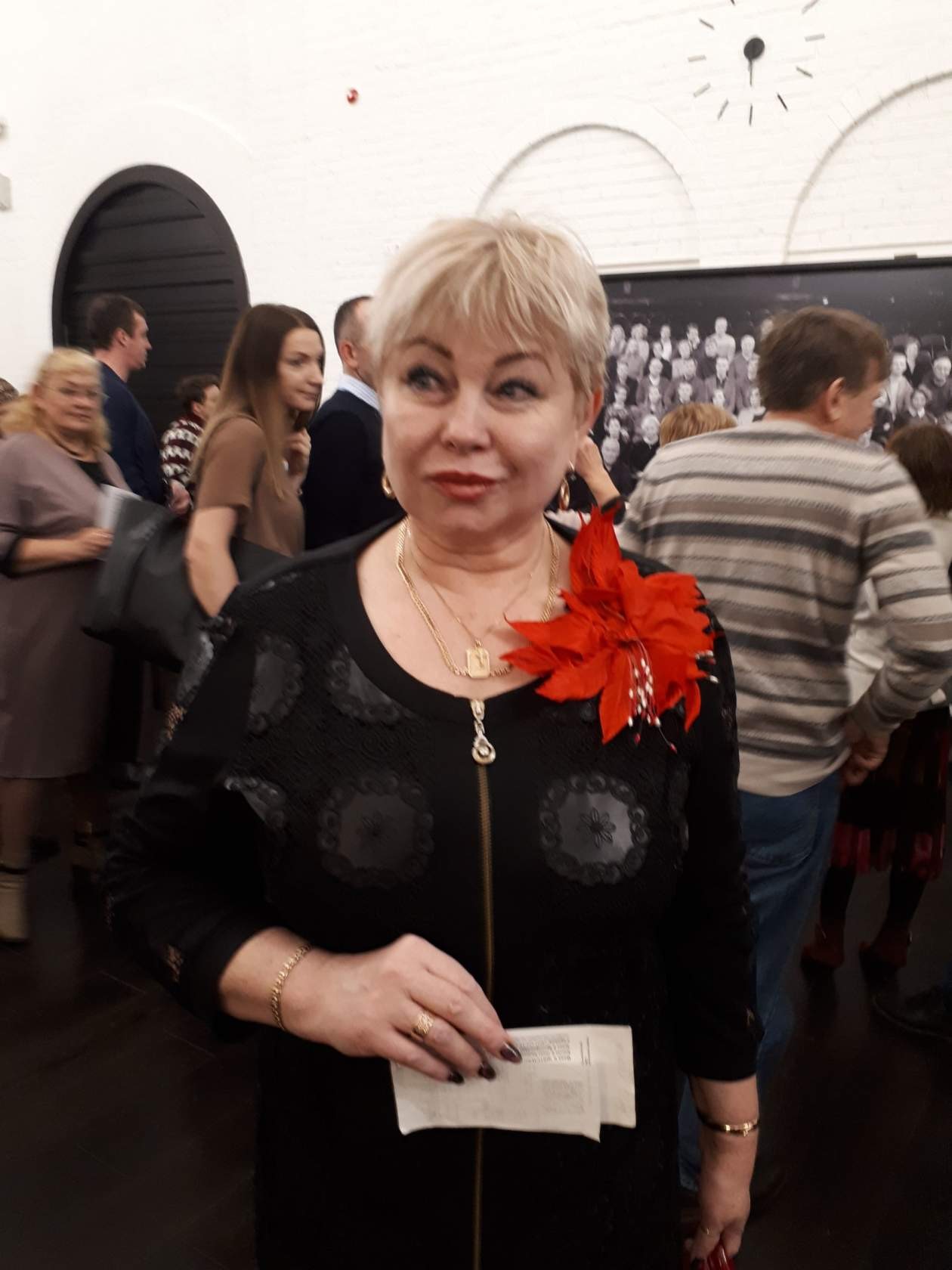 20220925_165353.mp4 сказка Шарля Перро о Золушке и ее хрустальной туфельке. смотреть онлайн