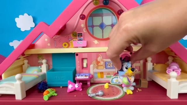 BABY BLUEY and Mummy Bingo ? | Pretend Play with Bluey Toys | Bunya Toy Town смотреть онлайн