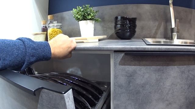 Москва. Ульяновские кухни ROSS Kitchen. Moscow. Ulyanovsk kitchen ROSS смотреть онлайн