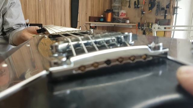 Детальный обзор Gibson Flying V, "updraded" by Максим Хомчик смотреть онлайн