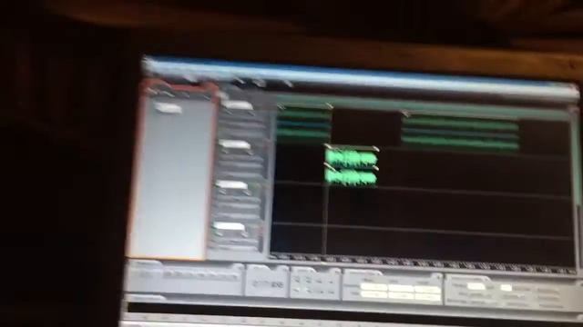 Как соединить несколько звуковых файлов в один (Adobe Audition) смотреть онлайн