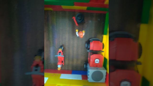 Бандиты ограбили банк! LEGO смотреть онлайн