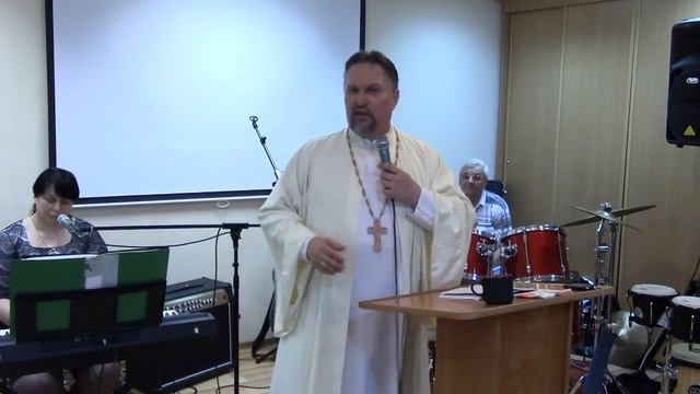 Москва, Пятидесятница (Троица) 2015.05.31 вечернее служение (4 часть ориг.записи) смотреть онлайн