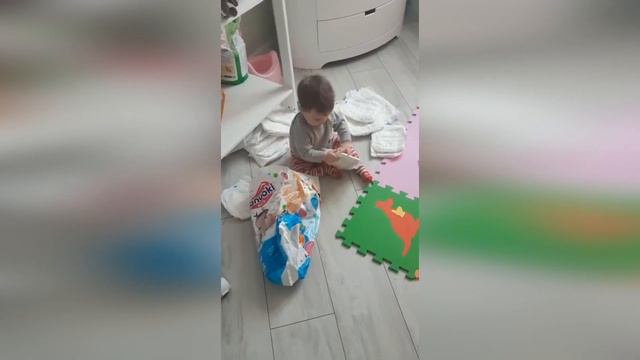 Евгений Казмировский Лучик солнца "С утра у Вероники много дел..." смотреть онлайн