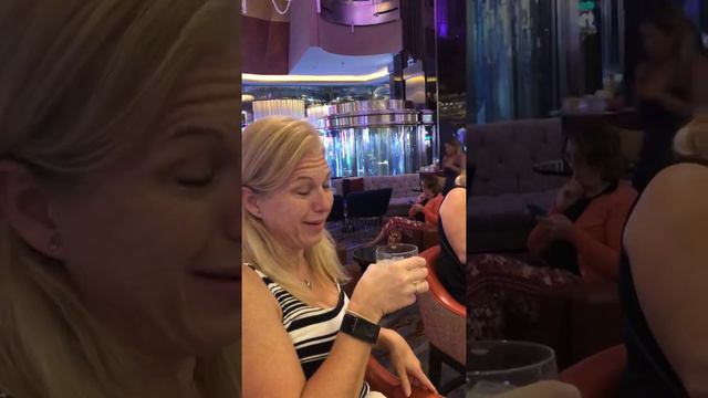 Verbena Cocktail at Cosmopolitan смотреть онлайн