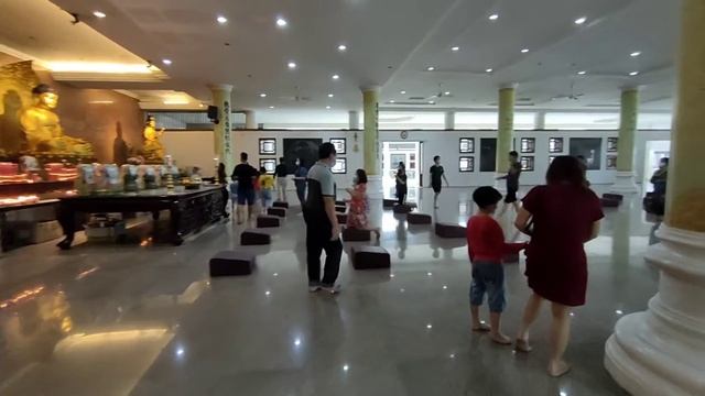 THE 2022 VESAK DAY CELEBRATION I MAHA VIHARA DUTA MAITREYA - BATAM- INDONESIA смотреть онлайн