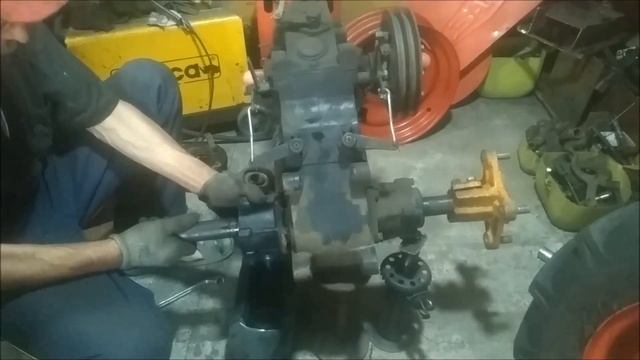 Как снять полуоси тяжолого мотоблока Зубр Кентавр Зирка Форте и другие 8-12 лс. смотреть онлайн