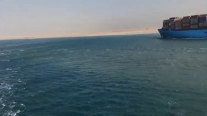 Разные типы морских судов в море