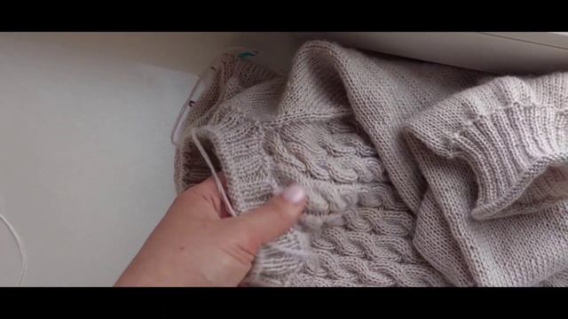 Джемпер Комплимент и Работа в магазине пряжи Dolce Filato смотреть онлайн