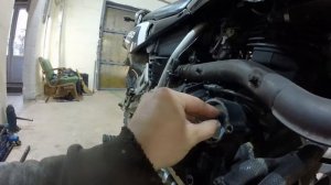 Мото ремонт: KAwasaki KLR650 Замена масла в двигателе