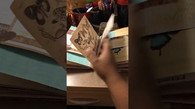 Clumsy Junk Journal Flip Through смотреть онлайн
