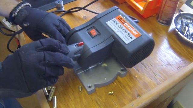 Converting .223 Brass to 300 Blackout смотреть онлайн