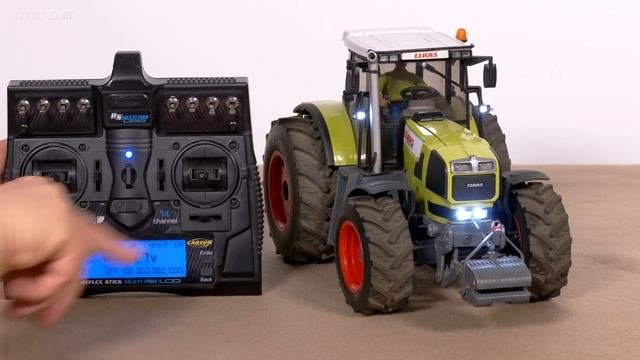 UNBOXING RC MODEL TRACTOR CLAAS ATLES 936 RZ 2WD BLOCHER DRIVE AND BRUDER CHASSIS, FIRST TEST!! смотреть онлайн