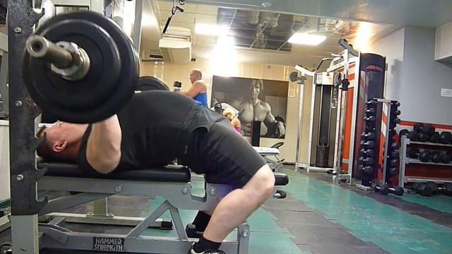 Жим лежа 135кг на 12 раз смотреть онлайн