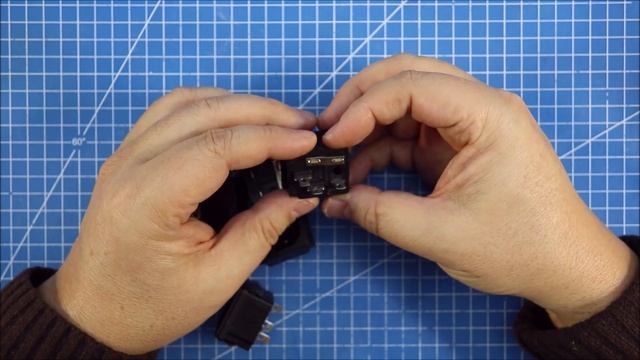 Гнезда питания IEC 320 C14 на 220В с Алиэкспресс