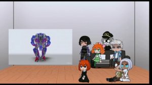Robots react to Transformers pt. 2