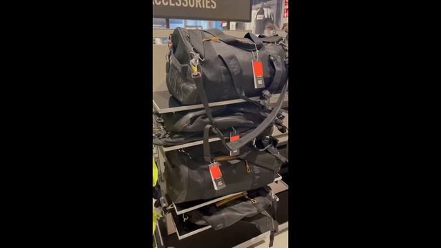 Scalo Milano outlet | shopping centre of Scalo Milan | One day in Outlet Milan смотреть онлайн