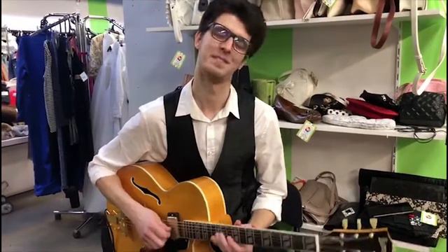 "Лепта" празднует 8 Марта. Живая музыка и подарки! смотреть онлайн