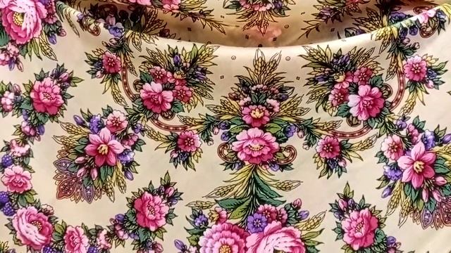 Платок Молодушка 146*146 Фадеева Валерия смотреть онлайн