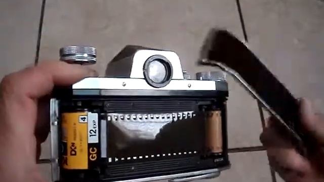 Vintage praktica V F film camera смотреть онлайн