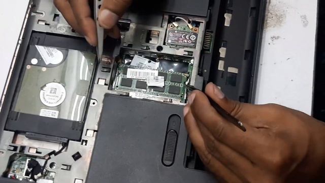 Caps lock Blinking # Hp Pavillion G6# смотреть онлайн