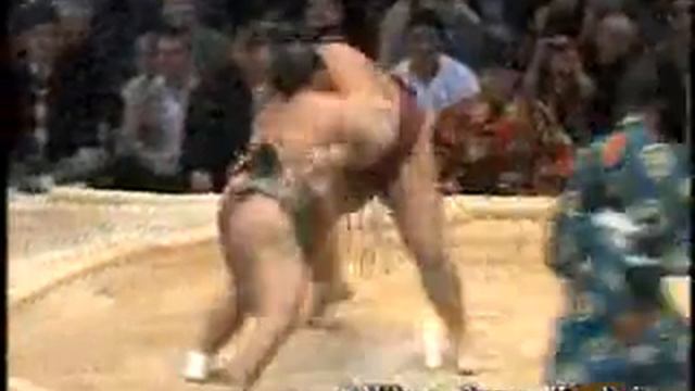 Kyushu 2010 Day 15: Kisenosato vs Toyonoshima смотреть онлайн
