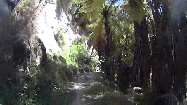Bikeraft Bridge to Nowhere смотреть онлайн