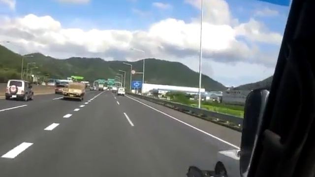 Botir Qodirov  Yiglaysanmu