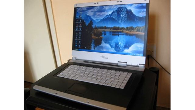 FSC Amilo Pro V3515 смотреть онлайн