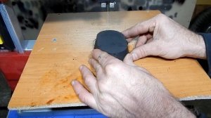 Как лучше и легче резать толстую резину в домашних условиях.