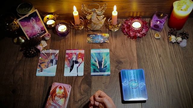 WHO is Thinking About You ? WHAT Are They Thinking ?? Pick a Card ? Tarot Reading смотреть онлайн