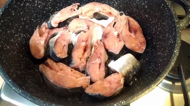 Горбуша в сливочно-чесночном соусе. смотреть онлайн