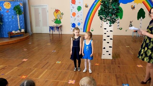 Исполняем песню для мамы. смотреть онлайн