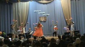 Танец "Майский вальс" исполняют ученики 2б кл гим.им. А. Платонова