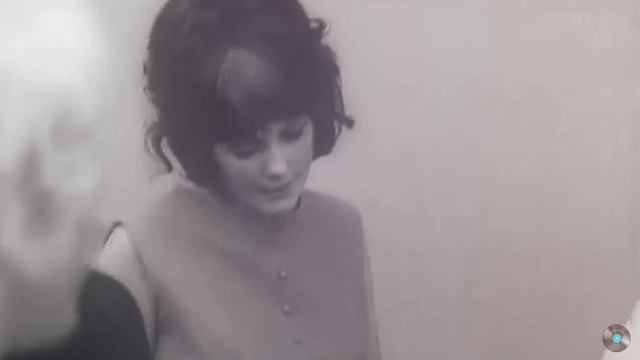 Мария Пахоменко - Стоят девчонки смотреть онлайн