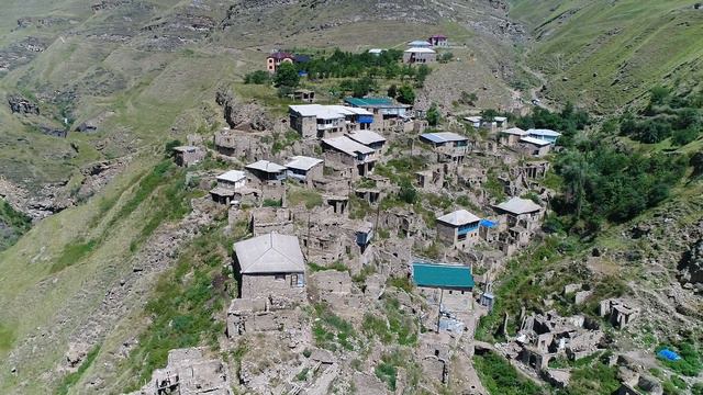 Старая часть села Тлянуб с птичьего полета смотреть онлайн