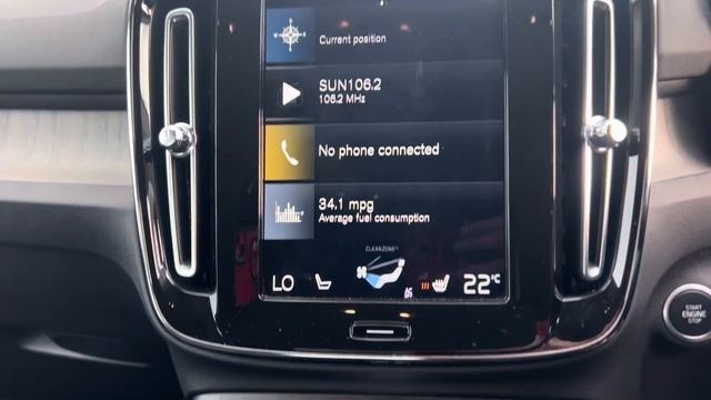 Volvo XC40 B4 MHEV смотреть онлайн