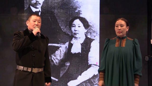 Алампа аныгы искусство биенналетын арыллыытын үөрүүлээх чааһа смотреть онлайн
