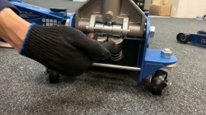 Обзор подкатного домкрата STELS 51135 с грузоподъёмностью 3.5 тонны