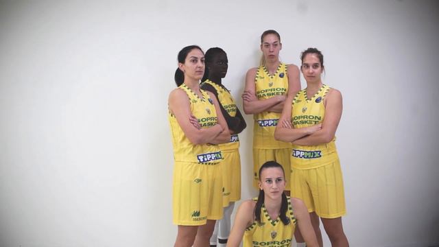 Euroliga fotózás / Euroleague Women Photo Shooting 2021/2022 смотреть онлайн