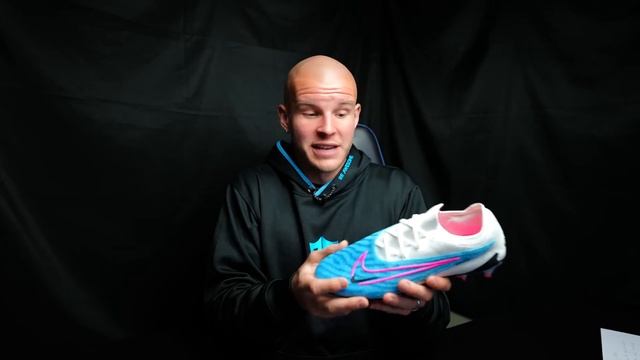 THESE WILL CHANGE THE GAME | Nike Phantom GX Elite Review + On Feet смотреть онлайн