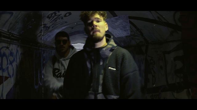 OVERSIZE ft. EL9SIX - Never Give Up (Official Video) смотреть онлайн