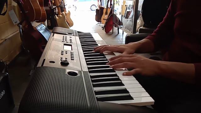 Yamaha PSR E 263 смотреть онлайн