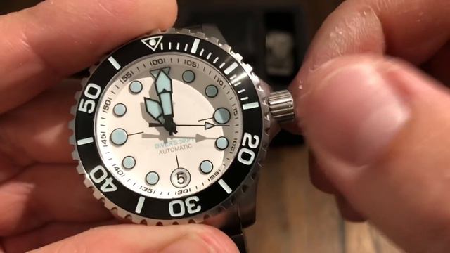 HELM KOMODO DIVE WATCH REVIEW смотреть онлайн