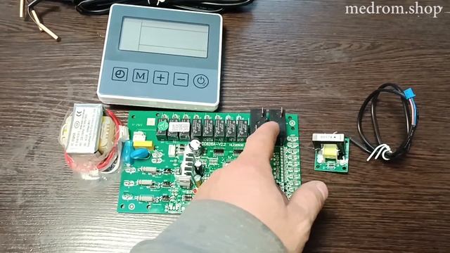 Контроллер CC628A для теплового насоса смотреть онлайн