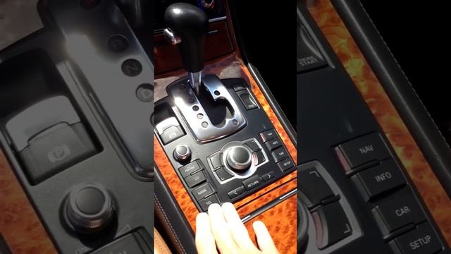 2005 Audi A8 W12 смотреть онлайн