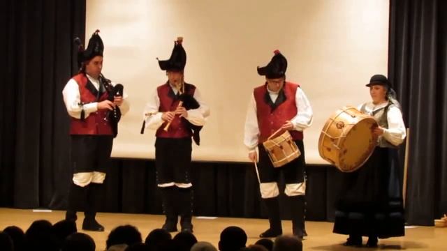 15 Aniversario Banda de Gaitas del Centro Galicia de Ponferrada смотреть онлайн