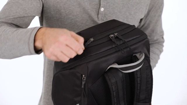 Thule Chasm Backpacks смотреть онлайн